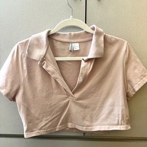 pink collar crop shirt